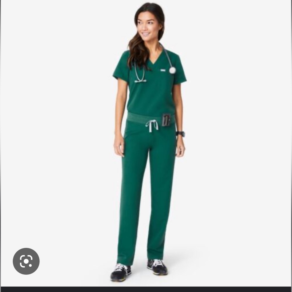 Figs Scrub Set • Hunter Green